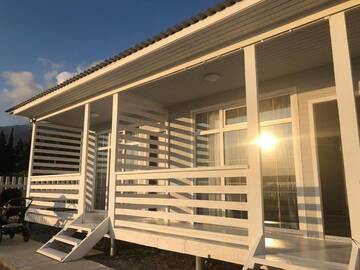 Фото номера Трехместный номер с видом на море Кемпинги “Black Sea” cottages г. Гагра 40