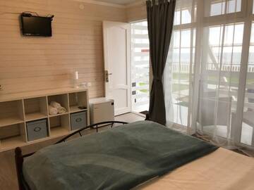 Фото номера Трехместный номер с видом на море Кемпинги “Black Sea” cottages г. Гагра 42