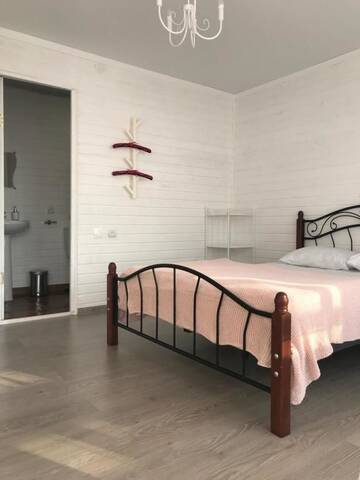 Фото номера Трехместный номер с видом на море Кемпинги “Black Sea” cottages г. Гагра 49