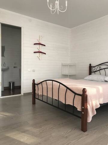 Фото номера Трехместный номер с видом на море Кемпинги “Black Sea” cottages г. Гагра 19