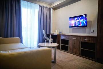 Фото номера Люкс Отель Amza Park Hotel г. Гагра 5